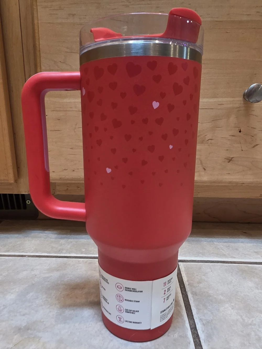 Stanley Red Heart Pattern Quencher Travel Mug with Handle - Picture 2 of 2